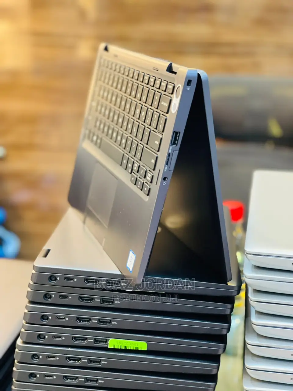 New Laptop Dell Vostro DVCI310 8GB Intel Core I7 HDD 1T