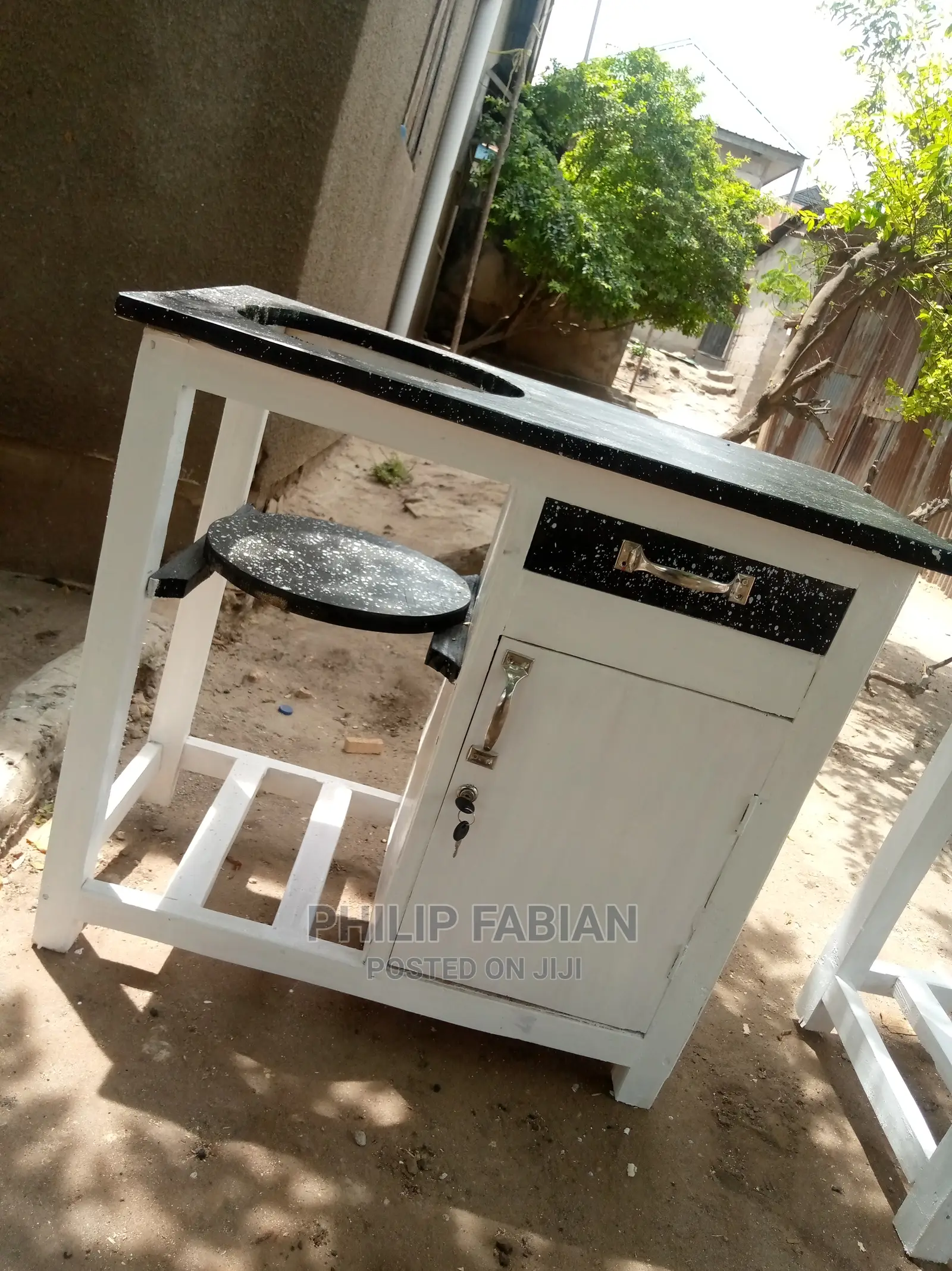Kitchen Cabinet