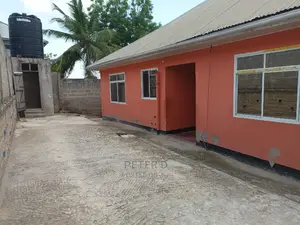 Photo - 4bdrm Apartment in Kimara for Rent
