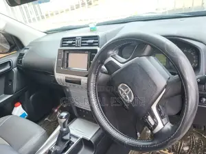Toyota Land Cruiser Prado 2019 Gray