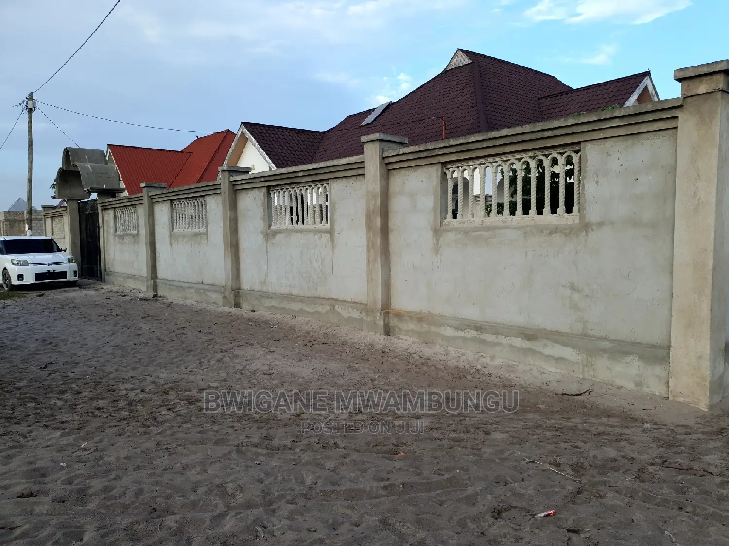 Furnished 6bdrm Apartment in Kisemvule Shule, Vikindu for Sale