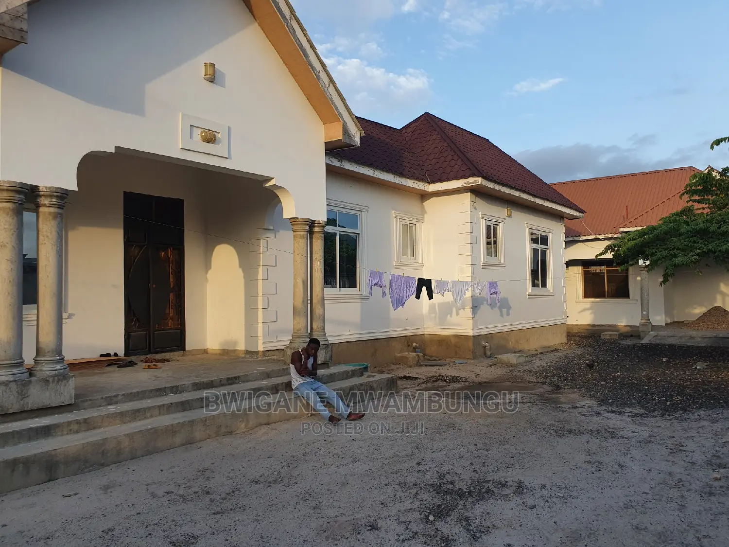 Furnished 6bdrm Apartment in Kisemvule Shule, Vikindu for Sale