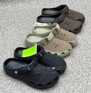 *New Crocs Stock* * Sizes:40/41/42/43/44/45* *