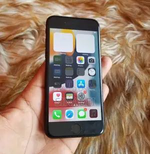 Apple iPhone 7 32 GB Black