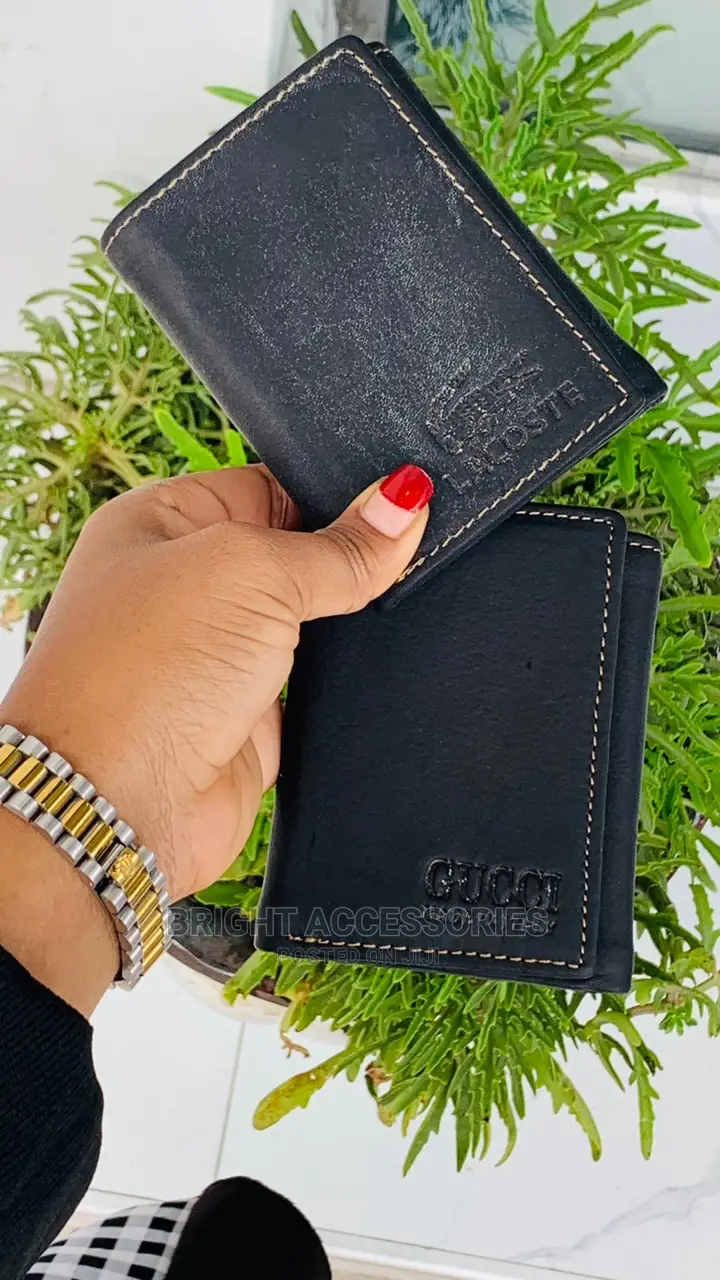 Wallets Za Ngozi