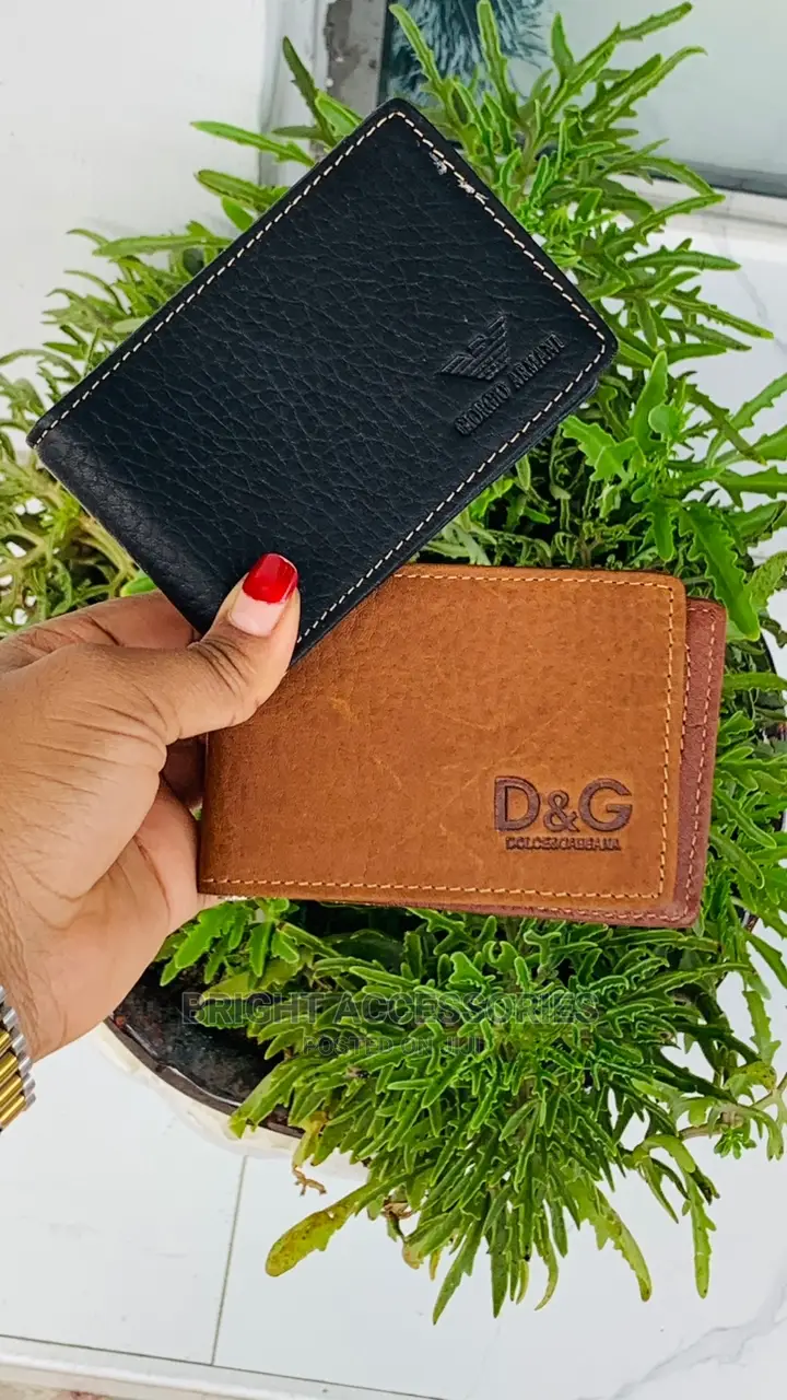 Wallets Za Ngozi