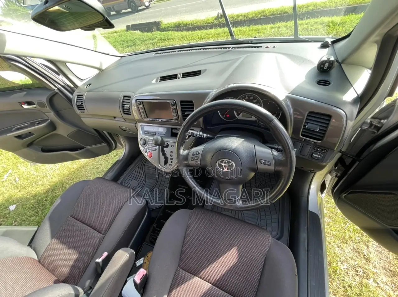 Toyota Wish 2007 Silver