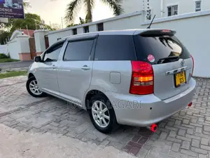 Toyota Wish 2007 Silver