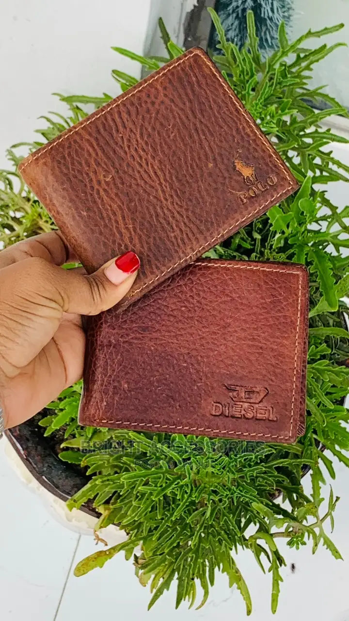 Wallets Za Ngozi