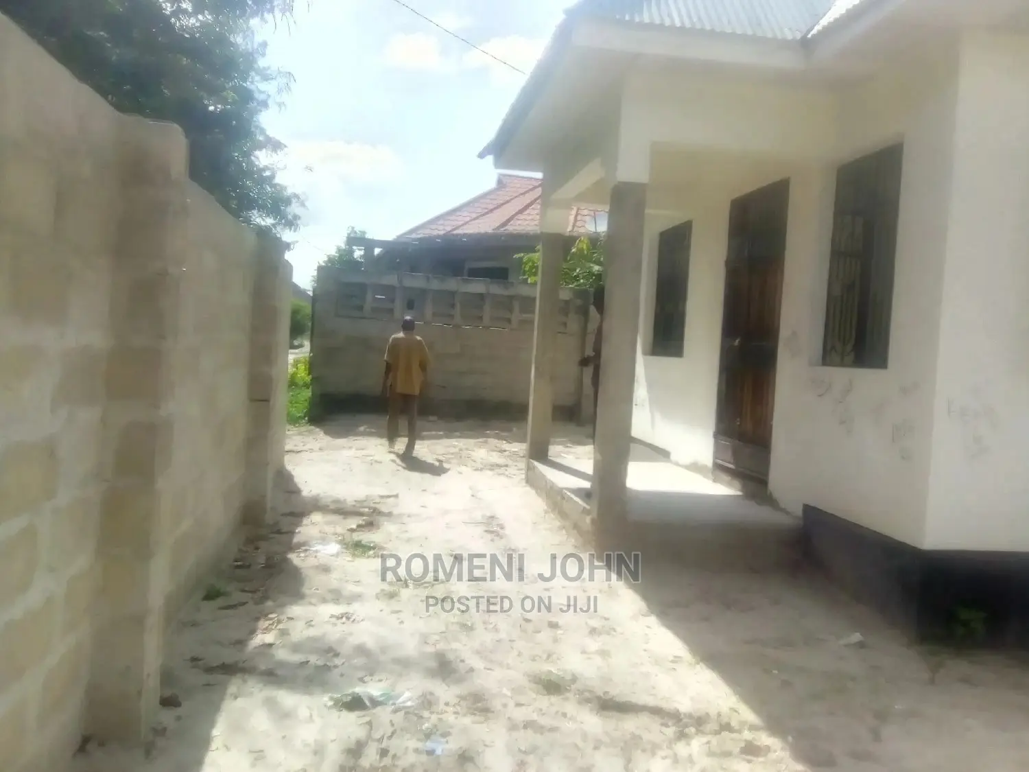 3bdrm House in Tanzania Daressalaam for Sale