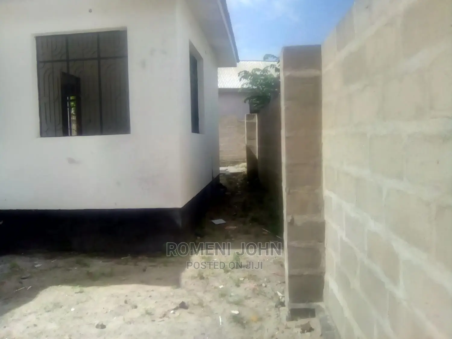 3bdrm House in Tanzania Daressalaam for Sale