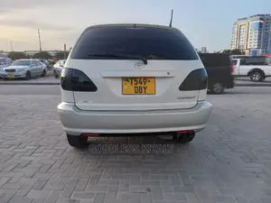 Toyota Harrier 1999 White