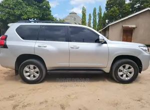 Toyota Land Cruiser Prado 2020 Silver