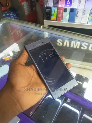 New Sony Xperia XZ1 64 GB Silver