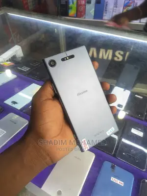 New Sony Xperia XZ1 64 GB Silver