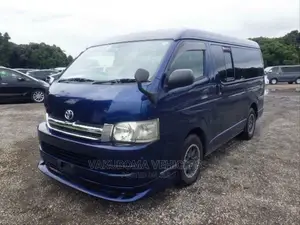 Toyota HiAce 2005 Blue