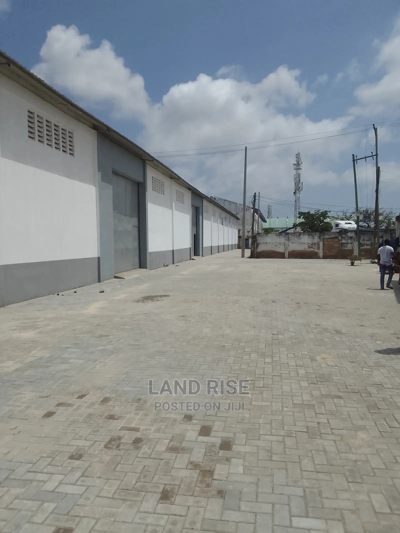 2600 Sqm Warehouse