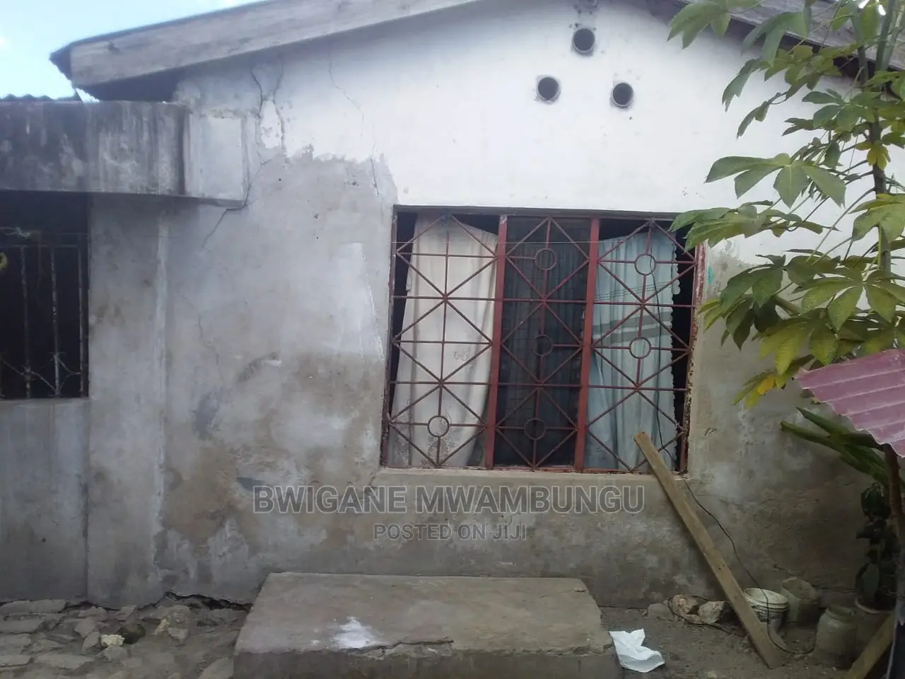 Furnished 7bdrm Apartment in Mwananyamala for Sale