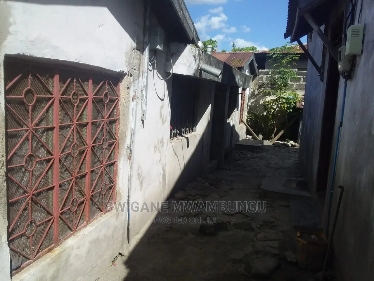 Furnished 7bdrm Apartment in Mwananyamala for Sale