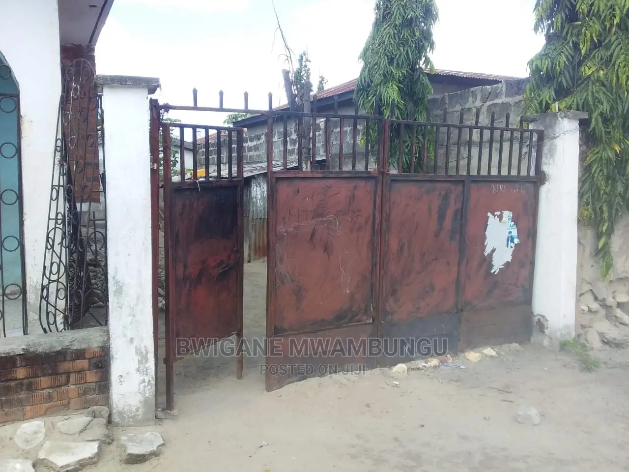 Furnished 7bdrm Apartment in Mwananyamala for Sale