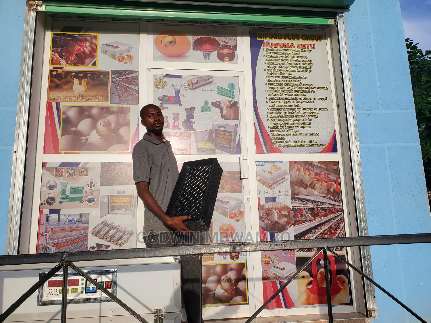 Tunauza Tray Za Kutotesha Chakula Cha Kuku Hydroponics Foda