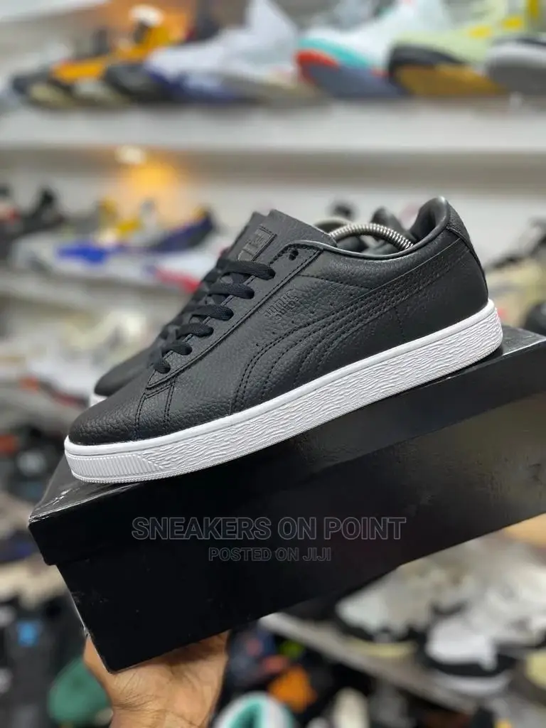 *Puma Suede* *Size 41,42,43,44,45*