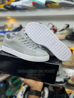 *Puma Suede*