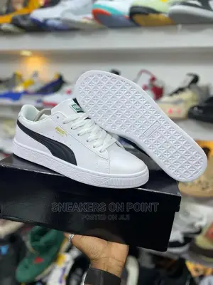 Photo - Puma Suede