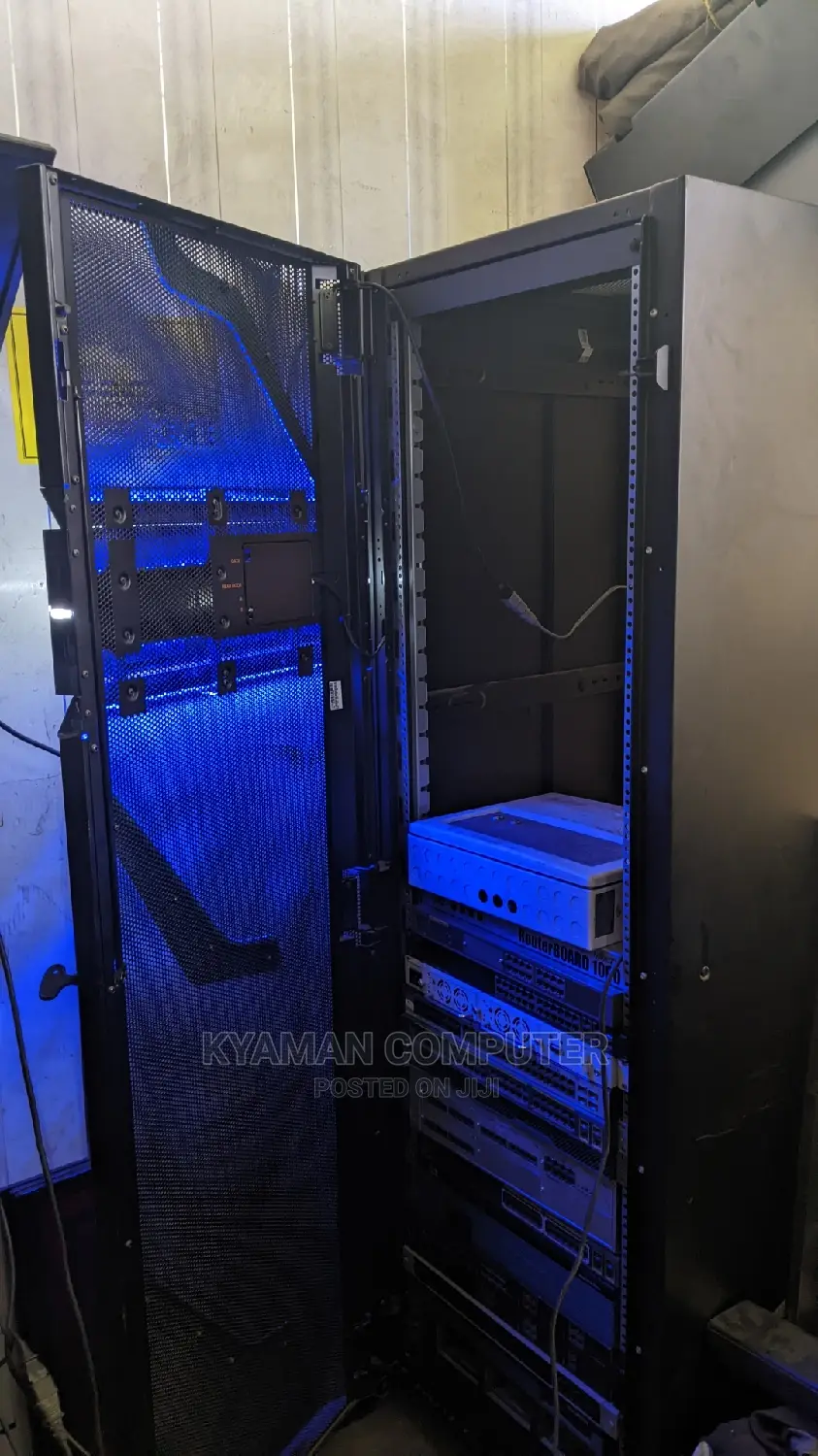 Server Rack Cabinet 42u