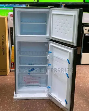 Boss Fridge With Tempered Glass Bs110 Blk 110 Litres