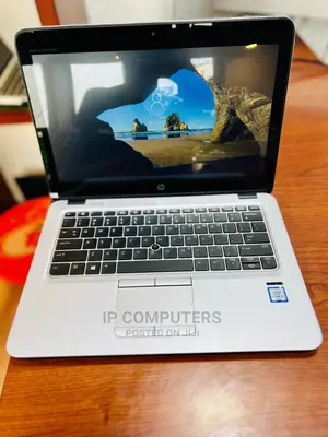 Laptop HP EliteBook 820 G3 8GB Intel Core I5 HDD 500GB