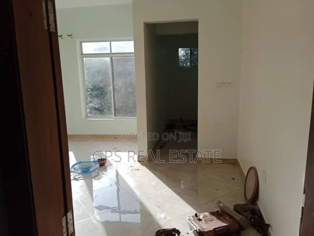 4bdrm House in Kinyerez Kifuru, Kinondoni for Sale