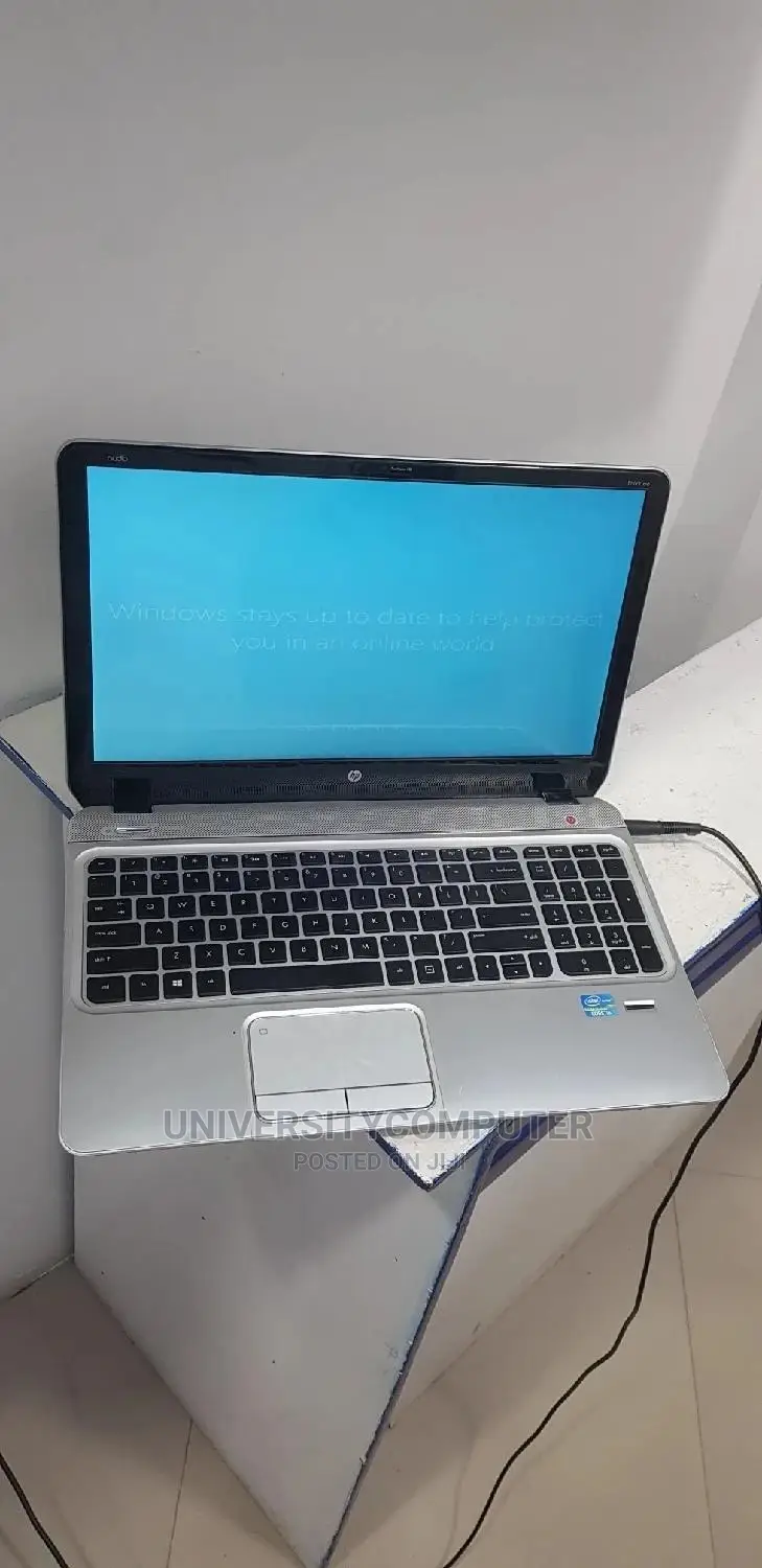Laptop HP Envy 15 4GB Intel Core I5 HDD 500GB