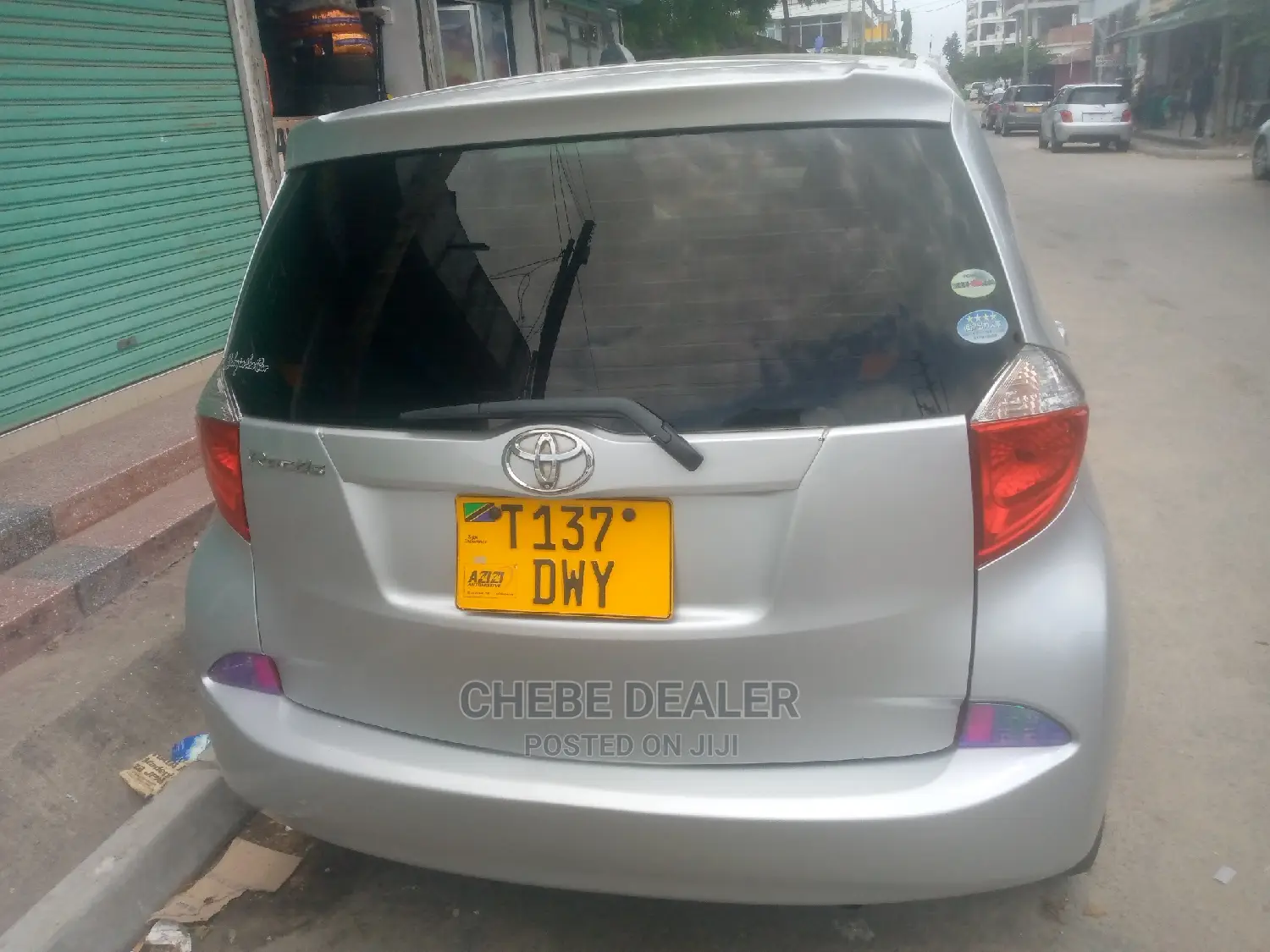 Toyota Ractis 1.3 FWD 2008 Silver