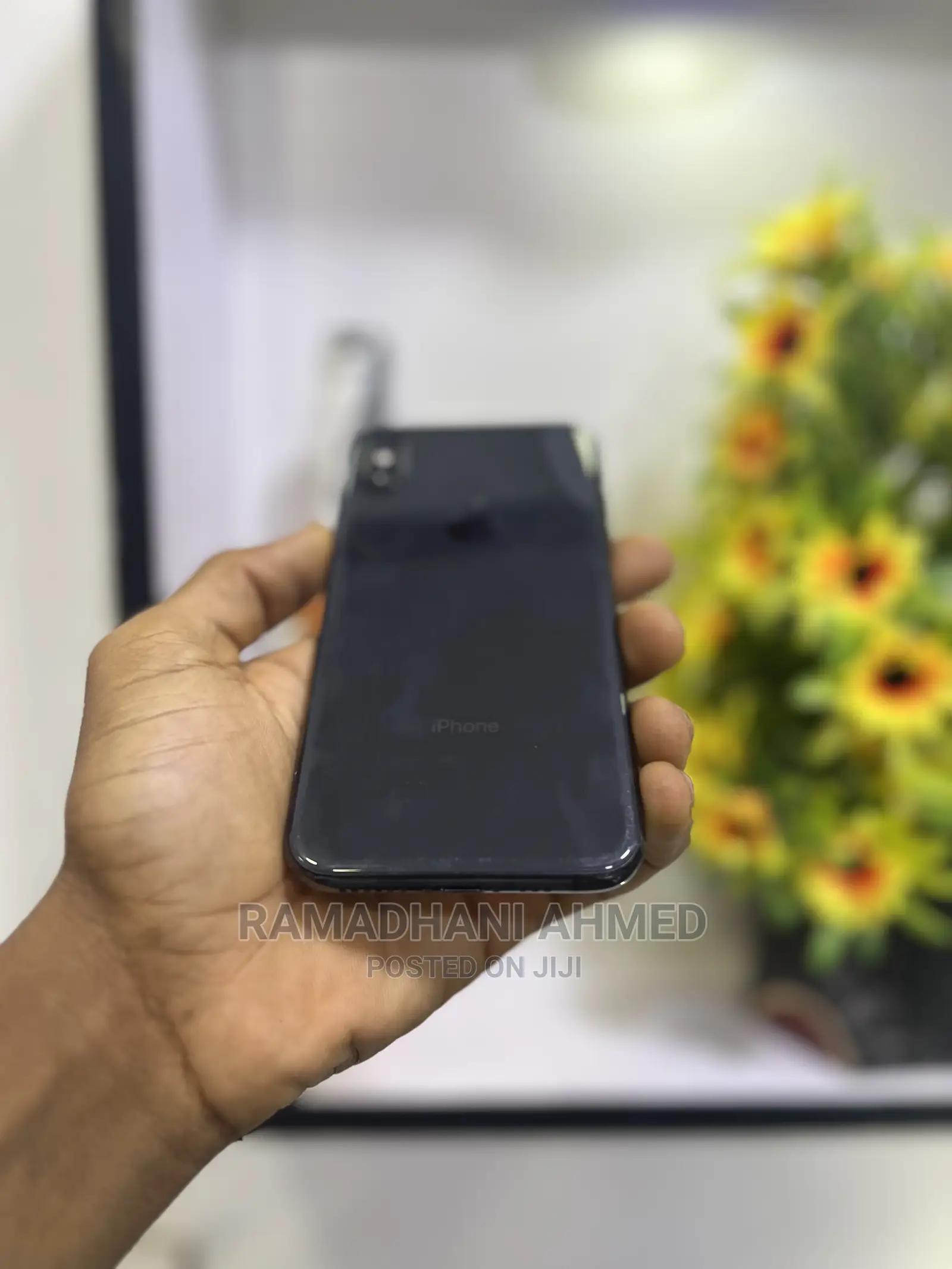 Apple iPhone XS 64 GB Black
