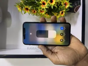 Apple iPhone XS 64 GB Black
