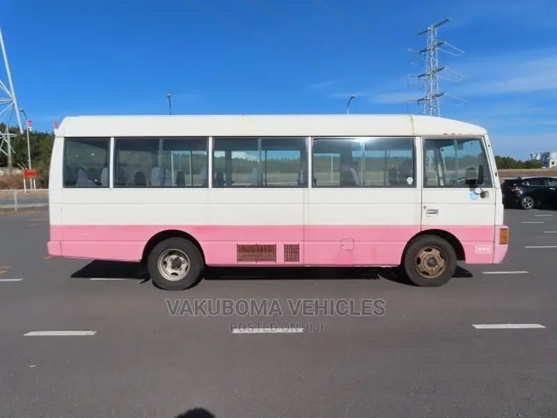 Nissan Civilian 1996 White