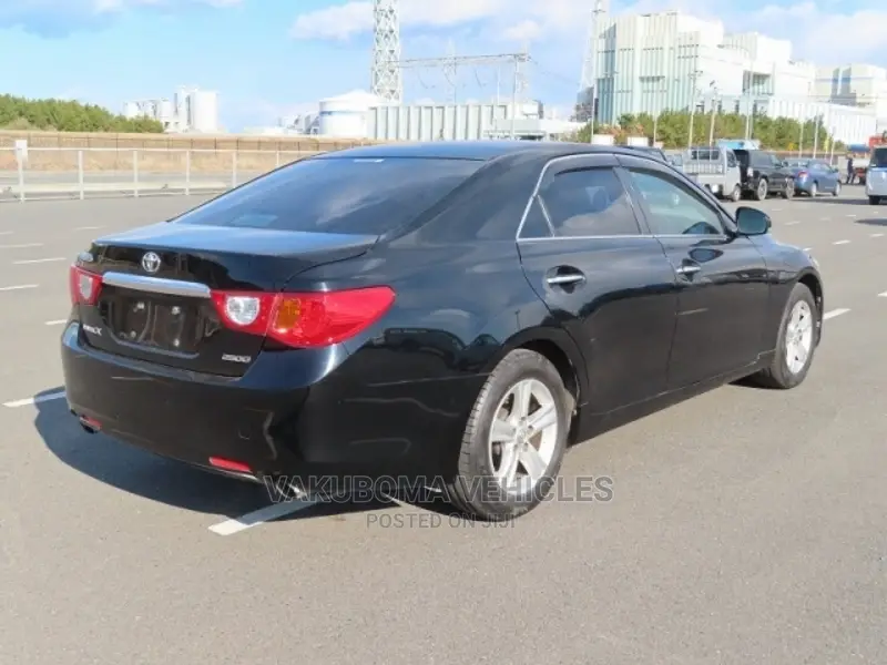 Toyota Mark X 2010 Black