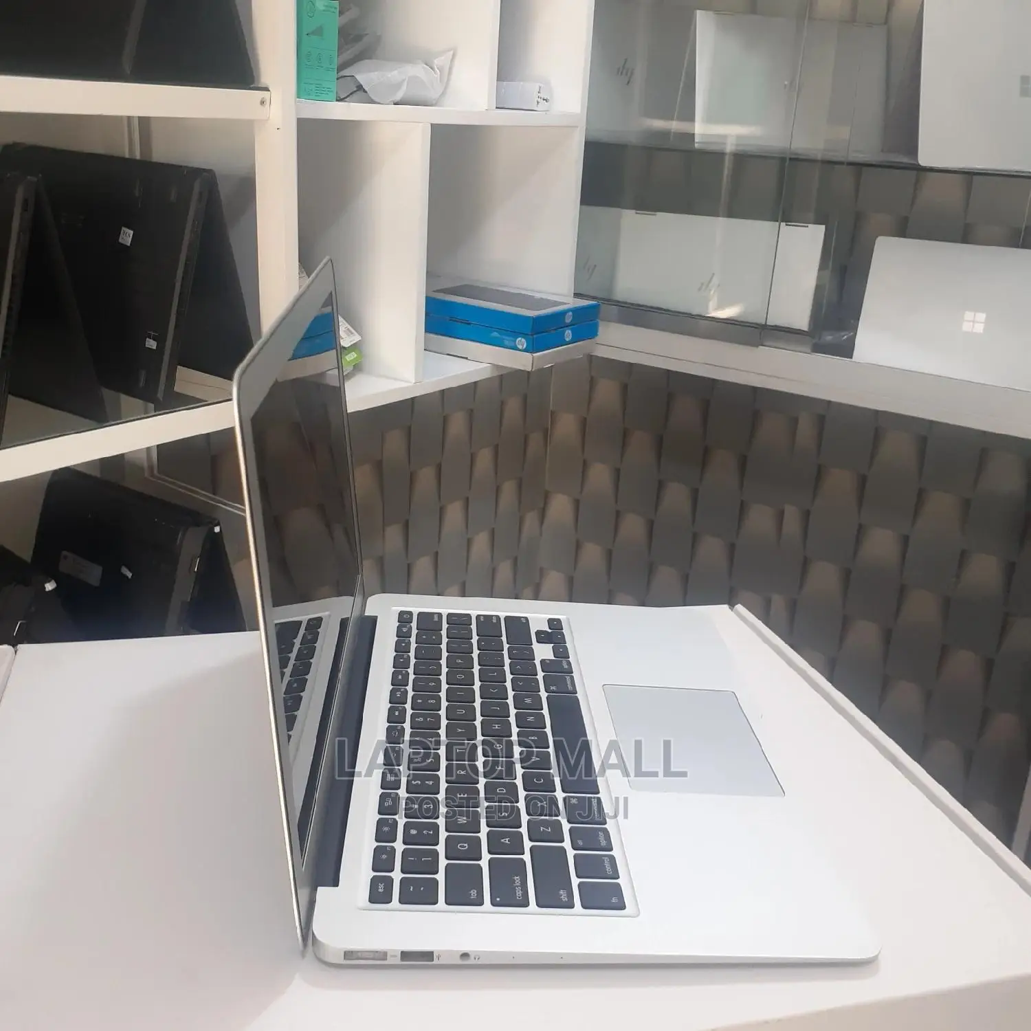 Laptop Apple MacBook 2013 8GB Intel Core I5 SSD 128GB