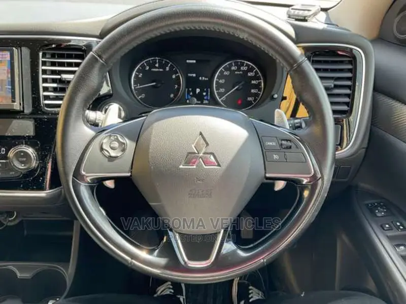 Mitsubishi Outlander 2016 Gray