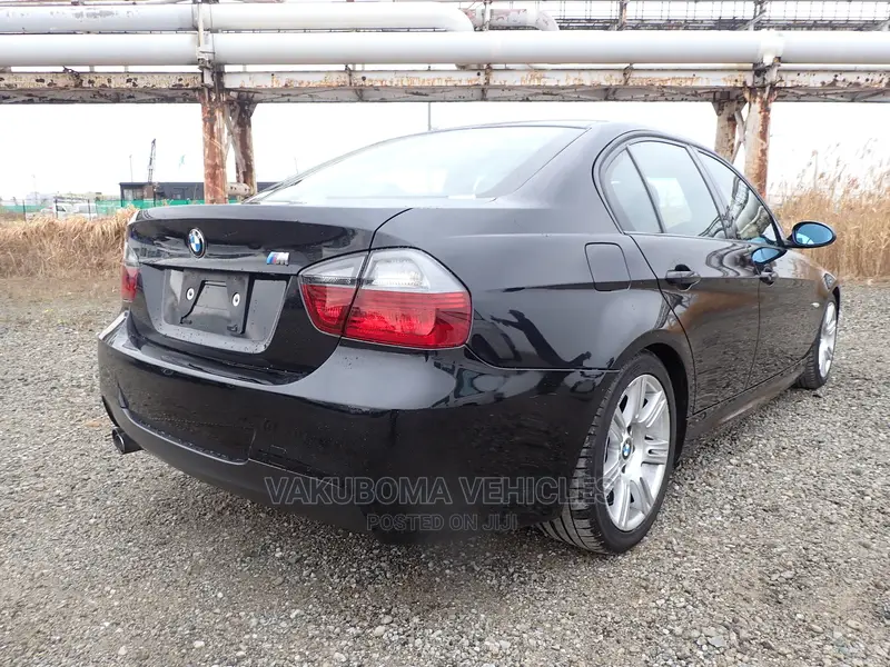 BMW 323i 2005 Black