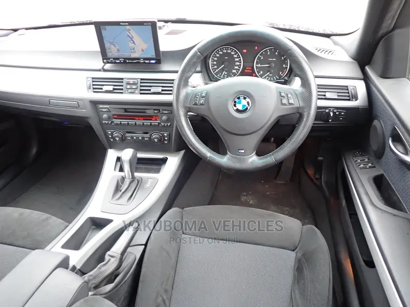BMW 323i 2005 Black