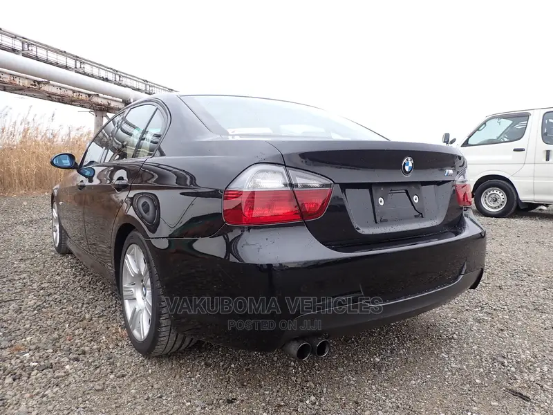 BMW 323i 2005 Black