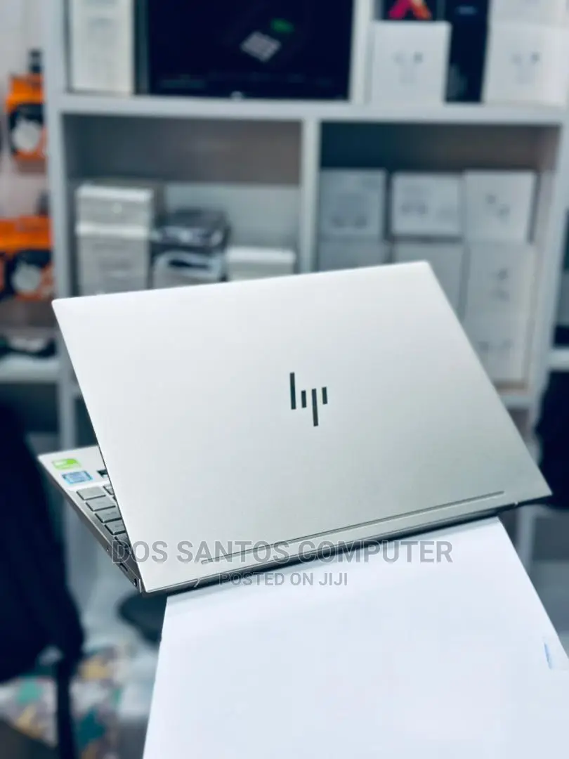 New Laptop HP Envy 13 8GB Intel Core I5 SSD 256GB