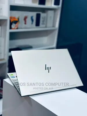 New Laptop HP Envy 13 8GB Intel Core I5 SSD 256GB