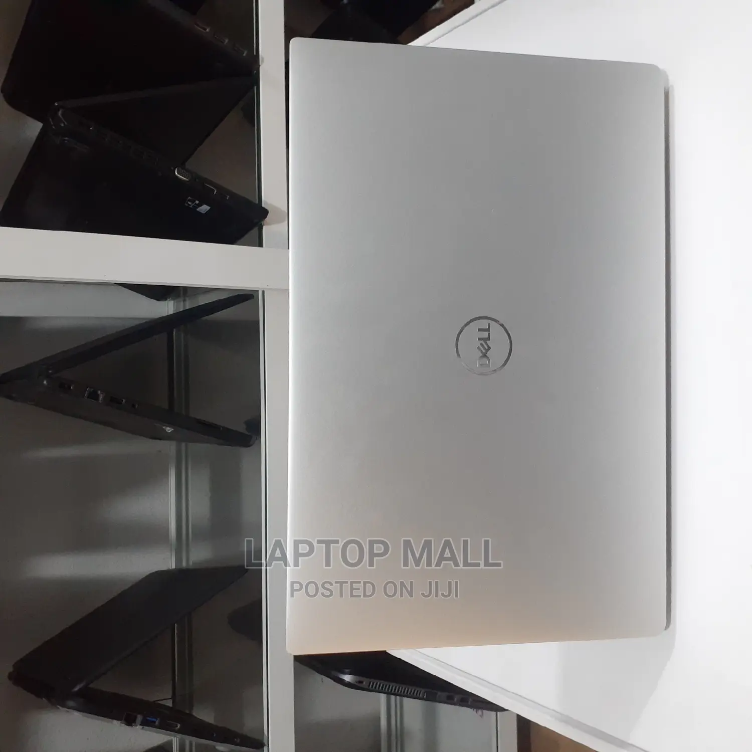 New Laptop Dell XPS 13 7390 16GB Intel Core I7 SSD 1T