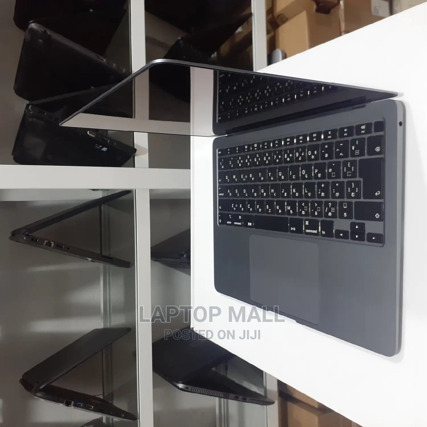Laptop Apple MacBook Pro 2017 8GB Intel Core I5 SSD 256GB