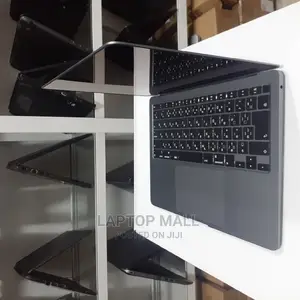 Laptop Apple MacBook Pro 2017 8GB Intel Core I5 SSD 256GB
