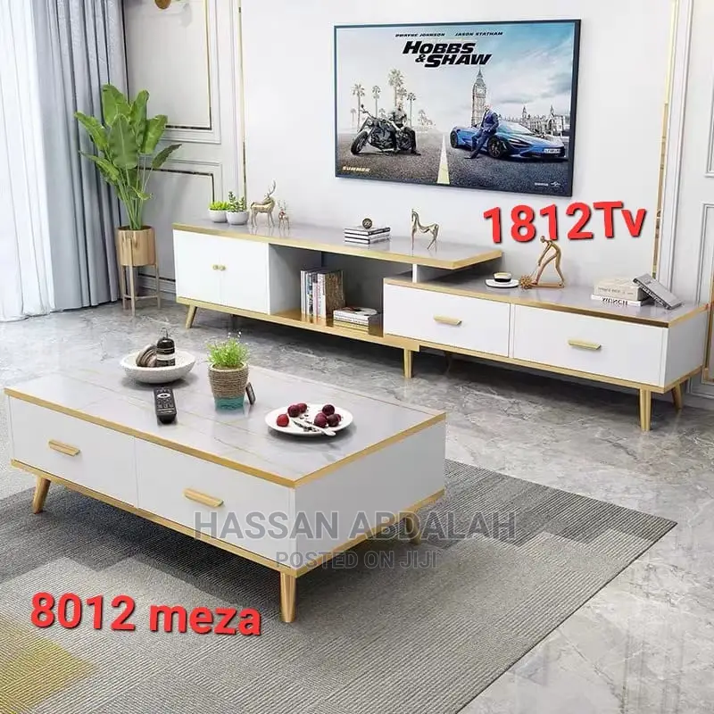 Tv Showcase Set