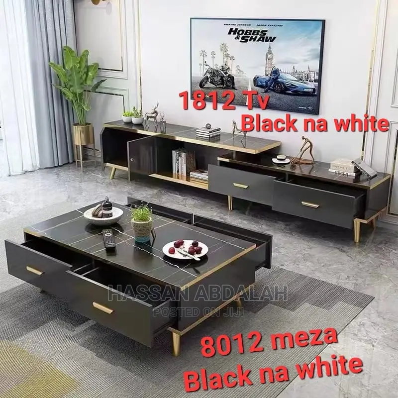Tv Showcase Set